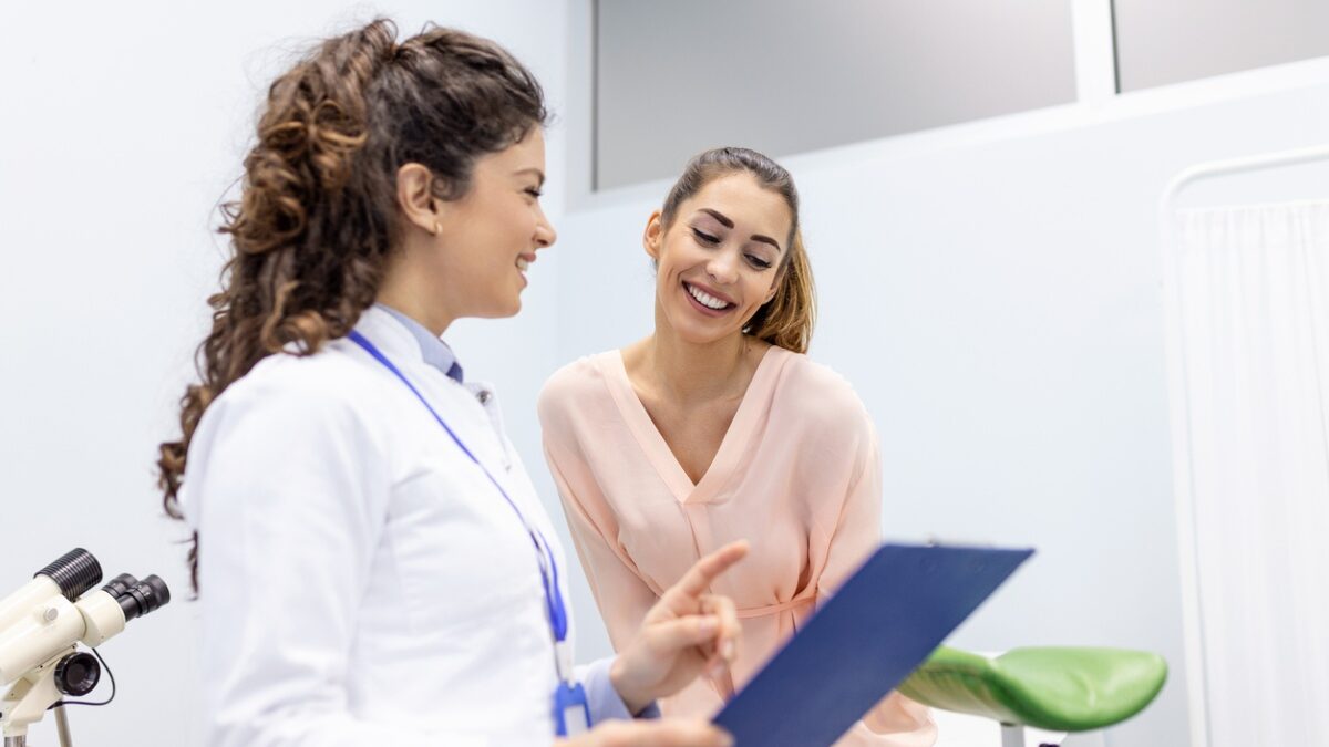 5 Reasons to See Your OBGYN Around Pregnancy